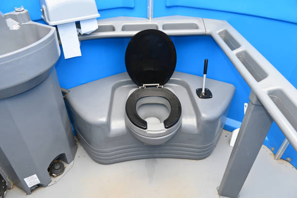 Portable Toilet Options We Offer in Prairie Du Chien, WI